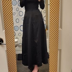 Shiny long black skirt
